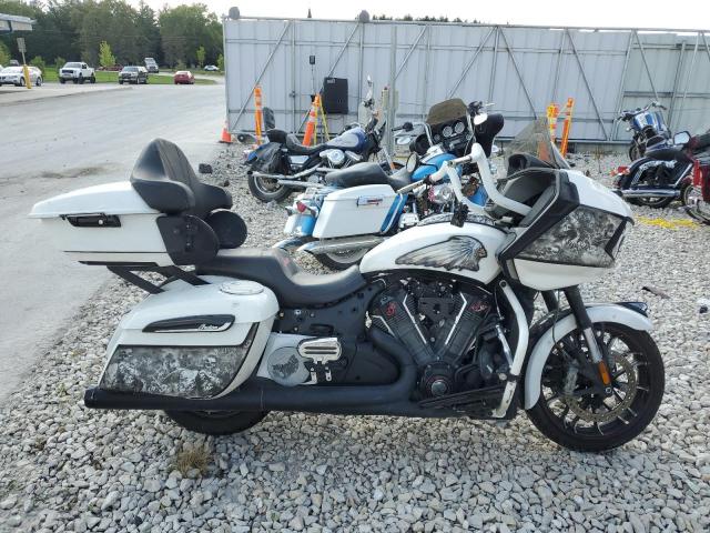  Salvage Indian Motorcycle Co Challenger