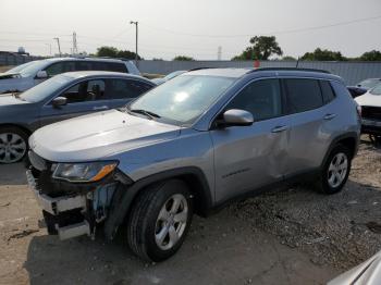  Salvage Jeep Compass