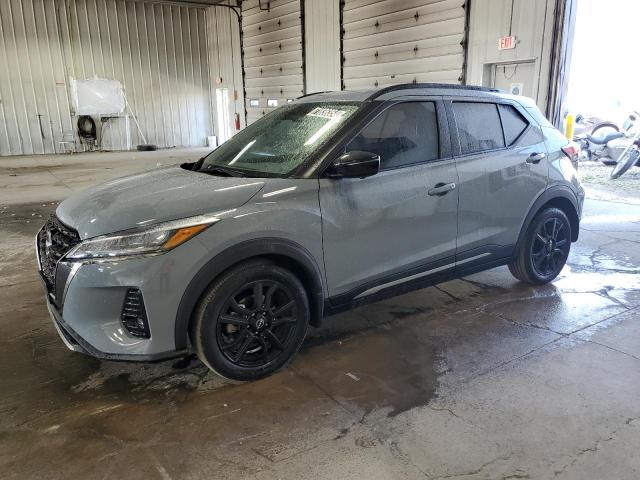  Salvage Nissan Kicks