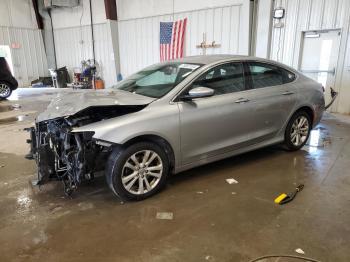  Salvage Chrysler 200