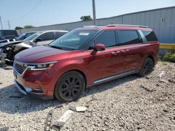  Salvage Kia Carnival