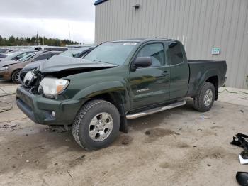  Salvage Toyota Tacoma