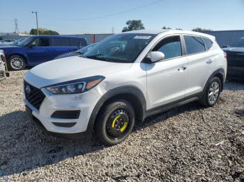  Salvage Hyundai TUCSON