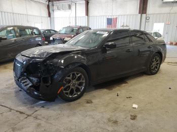  Salvage Chrysler 300