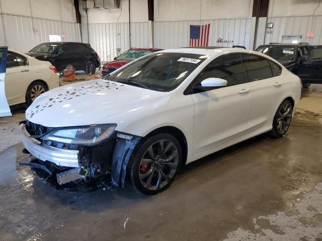  Salvage Chrysler 200