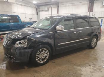  Salvage Chrysler Minivan