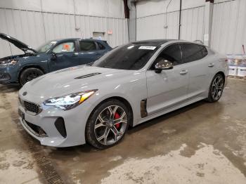  Salvage Kia Stinger