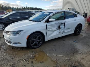  Salvage Chrysler 200