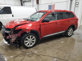  Salvage Mitsubishi Outlander