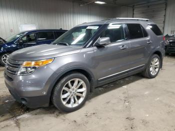  Salvage Ford Explorer