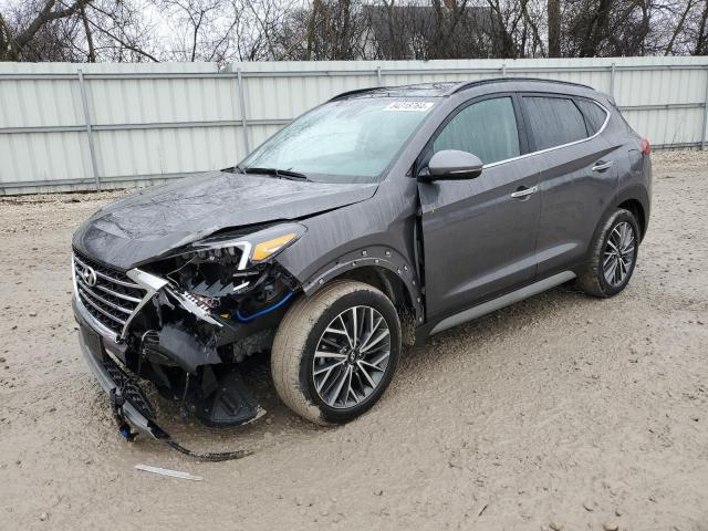  Salvage Hyundai TUCSON