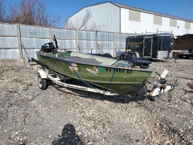  Salvage Starcraft Co Boat