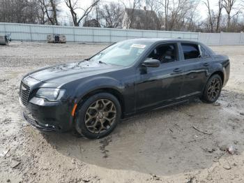  Salvage Chrysler 300