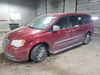  Salvage Chrysler Minivan