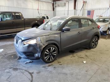  Salvage Nissan Kicks