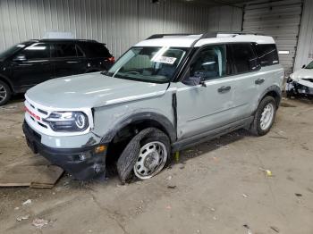  Salvage Ford Bronco