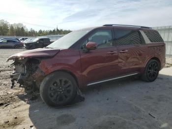  Salvage Kia Carnival