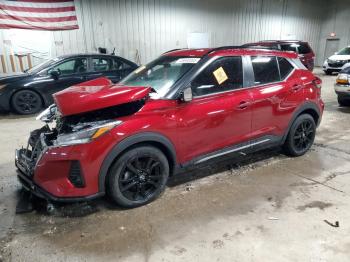  Salvage Nissan Kicks