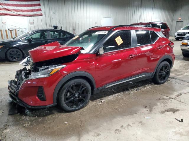  Salvage Nissan Kicks