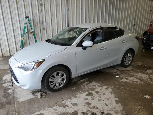  Salvage Toyota Yaris