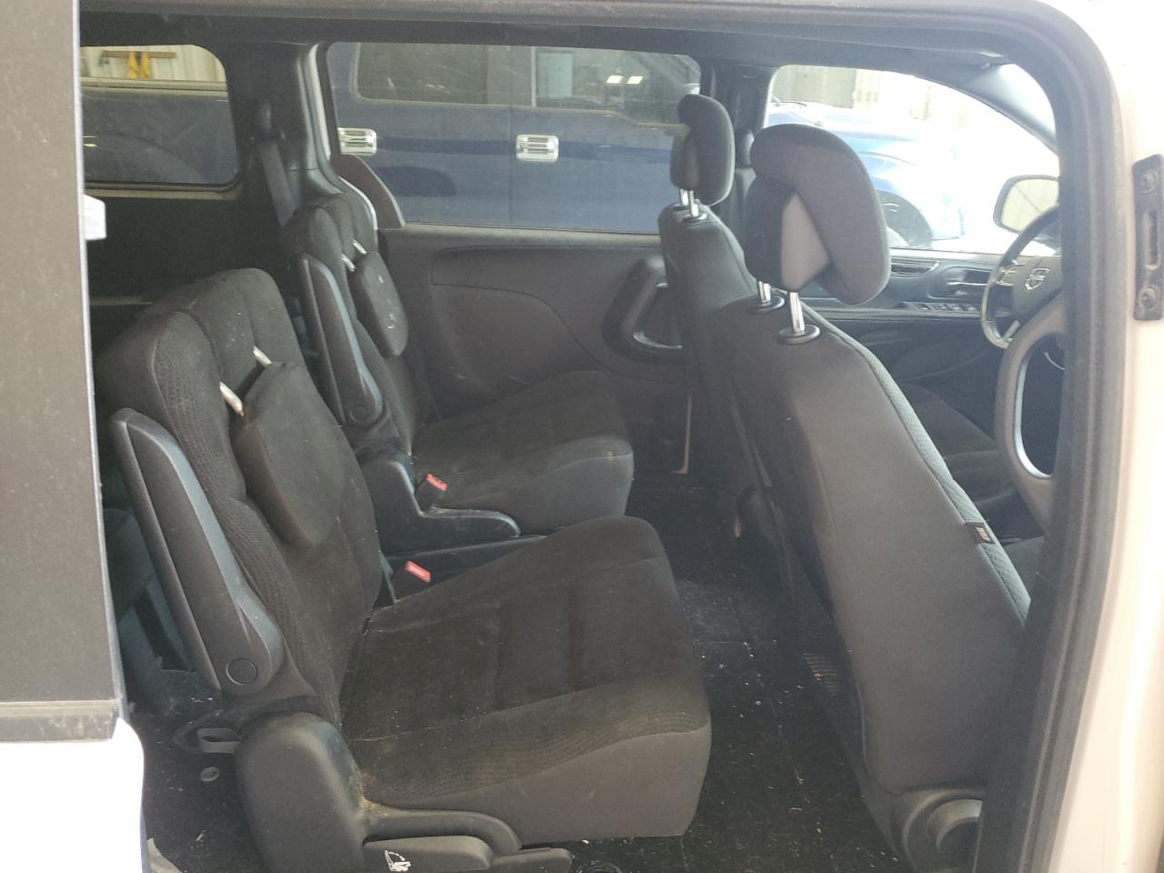 Dodge Caravan Se Image 8