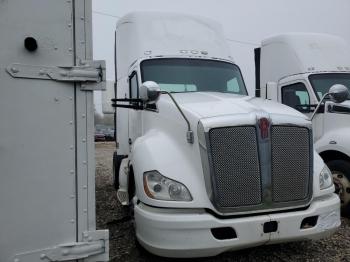  Salvage Kenworth T680