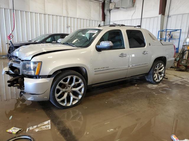  Salvage Chevrolet Avalanche