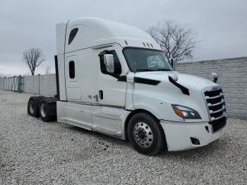  Salvage Frht Cascadia 1