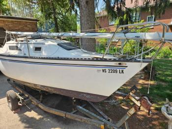  Salvage Hunt Sailboat