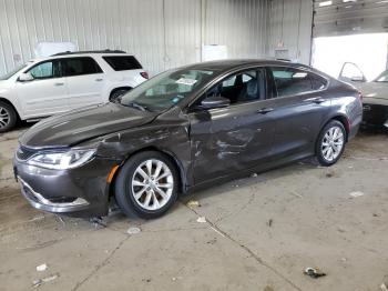  Salvage Chrysler 200
