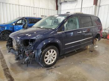  Salvage Chrysler Minivan