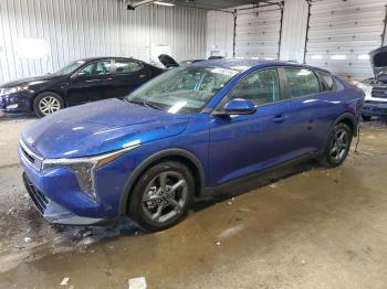  Salvage Kia K4 Lx