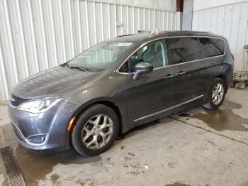  Salvage Chrysler Pacifica