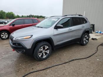  Salvage Jeep Cherokee