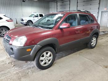  Salvage Hyundai TUCSON