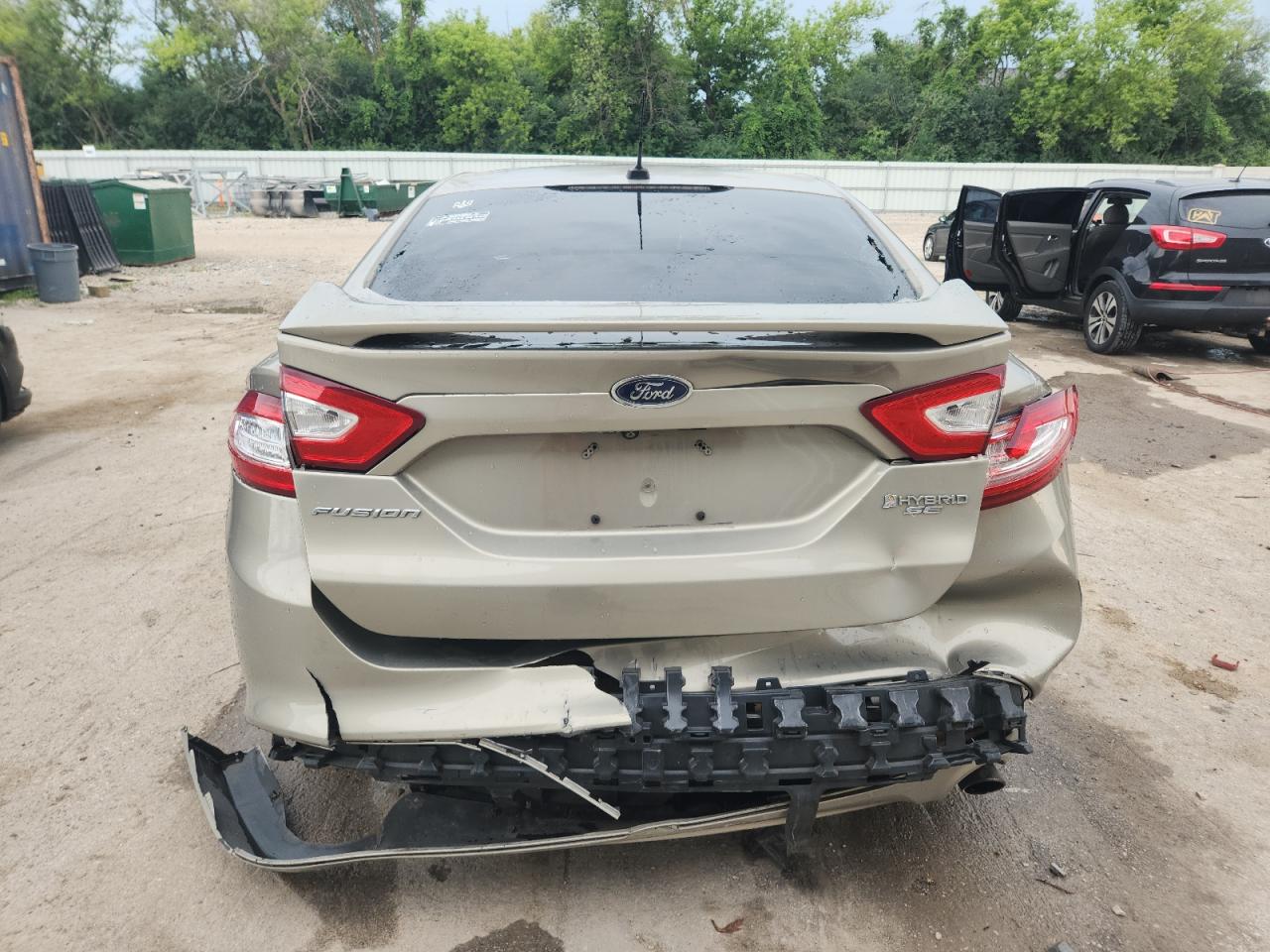 Ford Fusion Se Hybrid Image 4