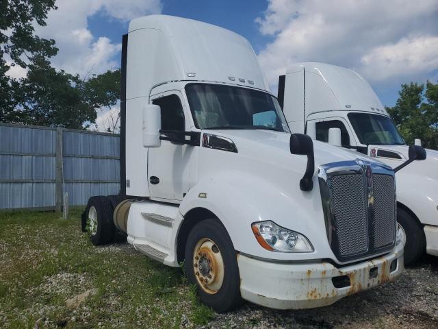  Salvage Kenworth T680