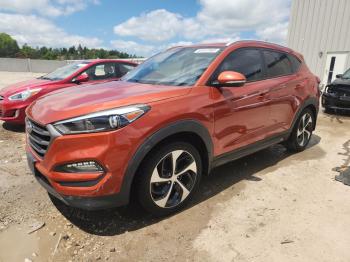  Salvage Hyundai TUCSON