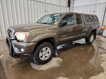  Salvage Toyota Tacoma