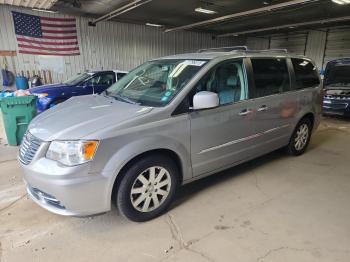  Salvage Chrysler Minivan