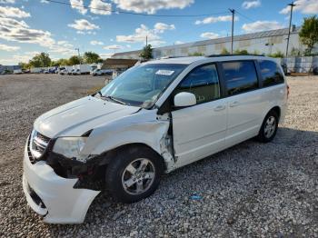  Salvage Dodge Caravan