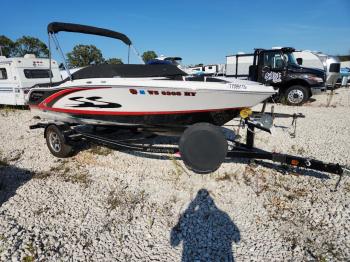 Salvage Four Winns Boat