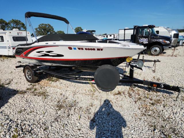  Salvage Four Winns Boat