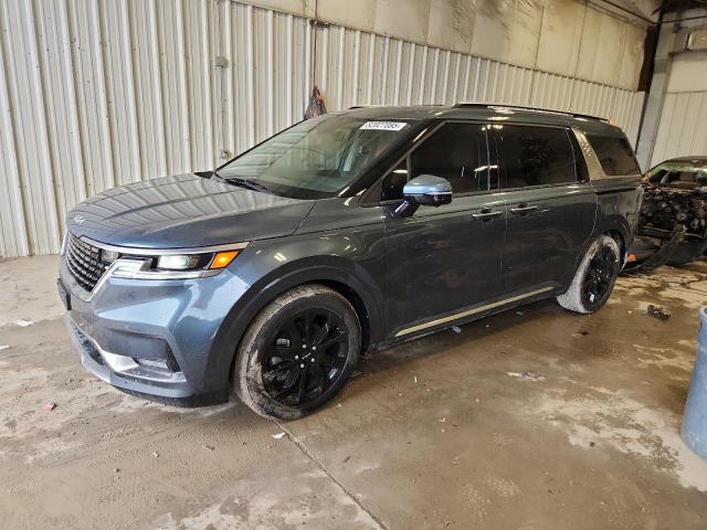  Salvage Kia Carnival