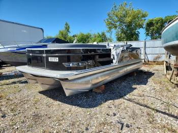  Salvage Aval Boat