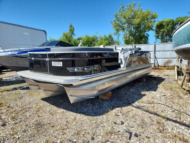  Salvage Aval Boat