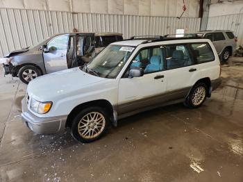  Salvage Subaru Forester