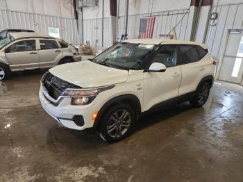  Salvage Kia Seltos