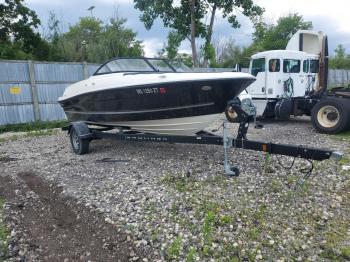  Salvage Bayliner Boat