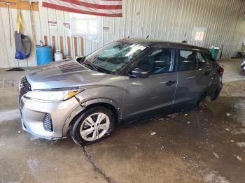  Salvage Nissan Kicks